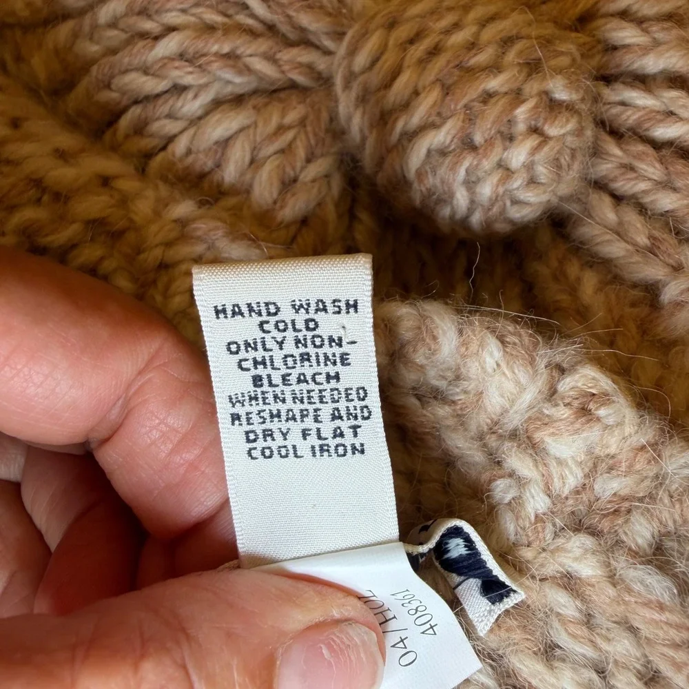 Banana Republic Wool Alpaca Chunky Knit Newsboy Cap Tan Cream‎